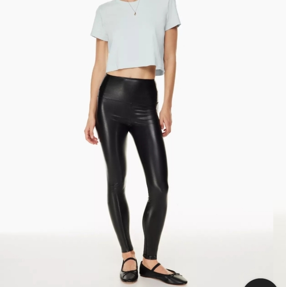 Like new. Wilfred Daria Pants Aritzia faux leather black leggings size small (S) - Picture 1 of 6